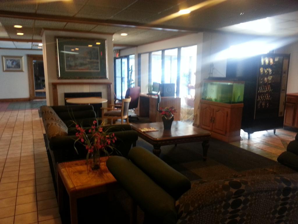 America'S Best Inn & Suites Clarksville クラークスビル エクステリア 写真