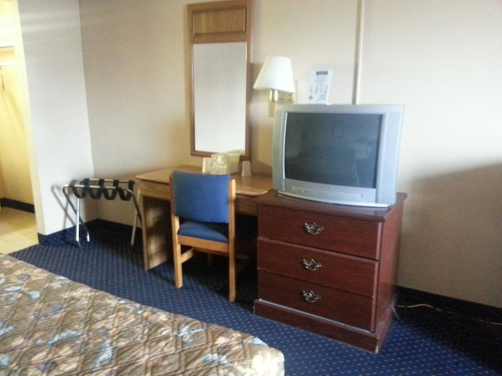 America'S Best Inn & Suites Clarksville クラークスビル 部屋 写真